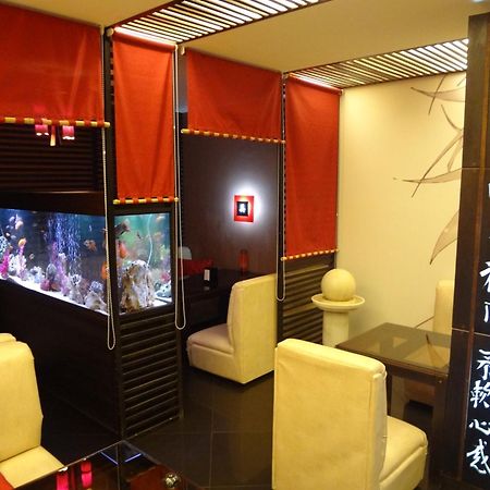 צ'יסינאו Weekend Boutique Hotel מראה חיצוני תמונה