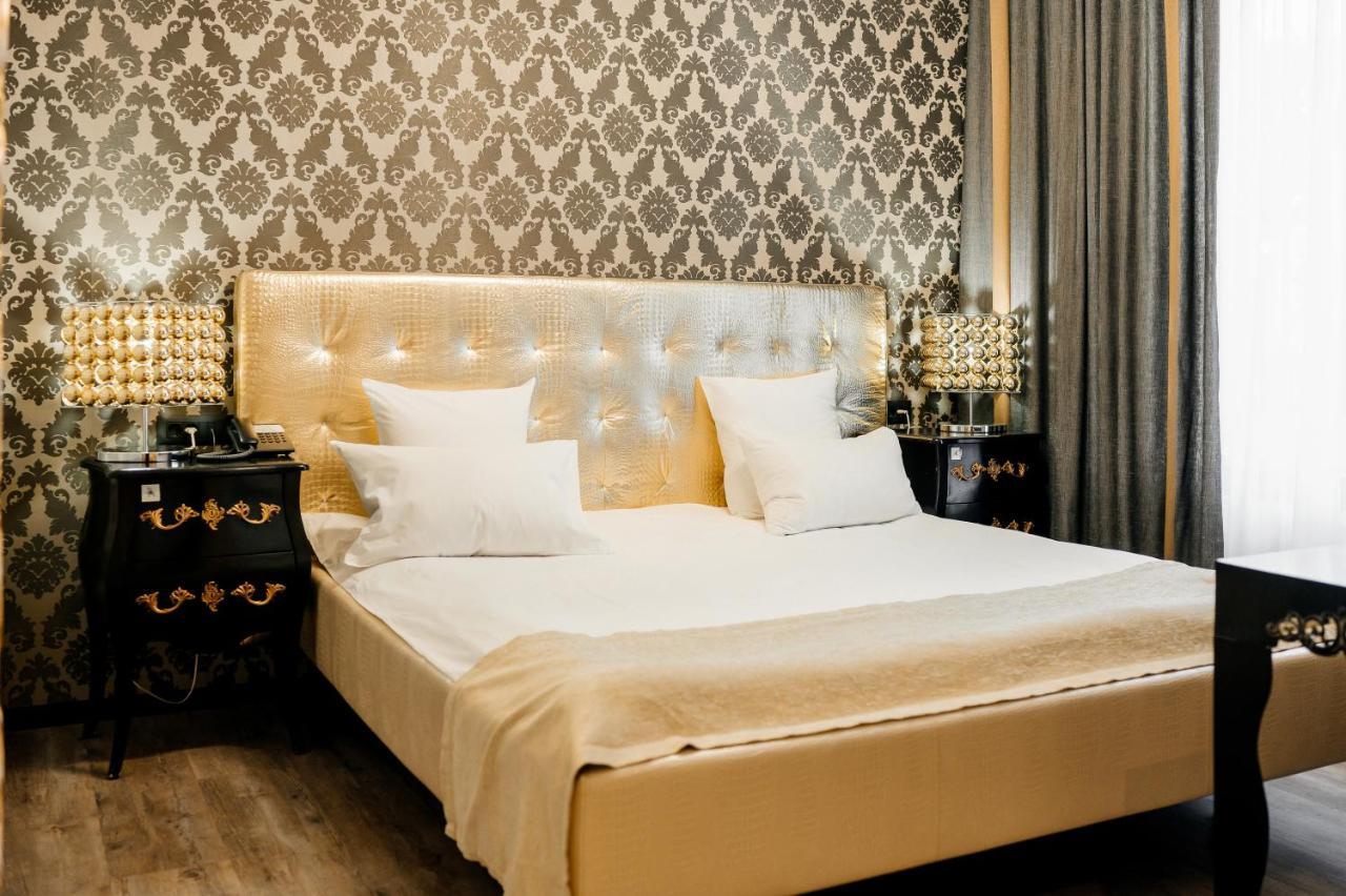 צ'יסינאו Weekend Boutique Hotel מראה חיצוני תמונה