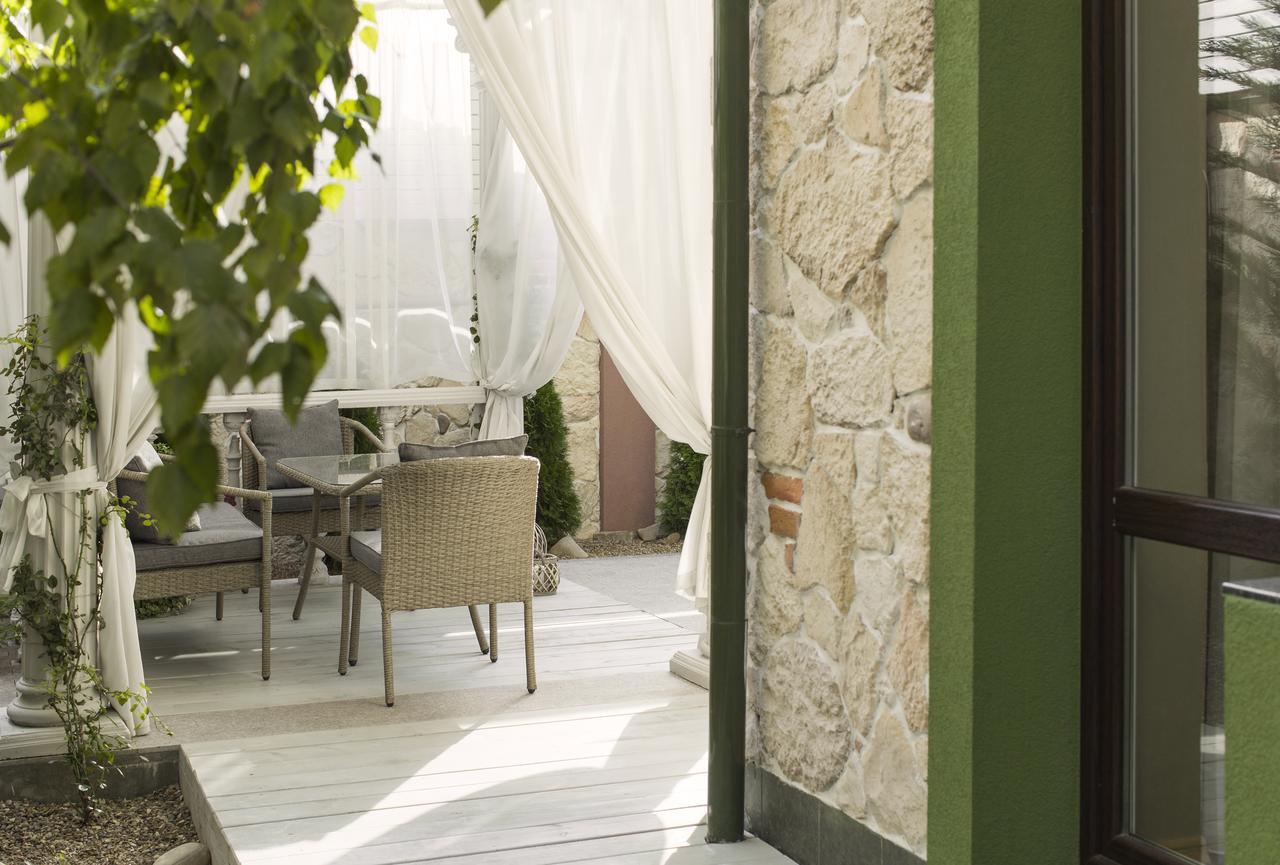 צ'יסינאו Weekend Boutique Hotel מראה חיצוני תמונה