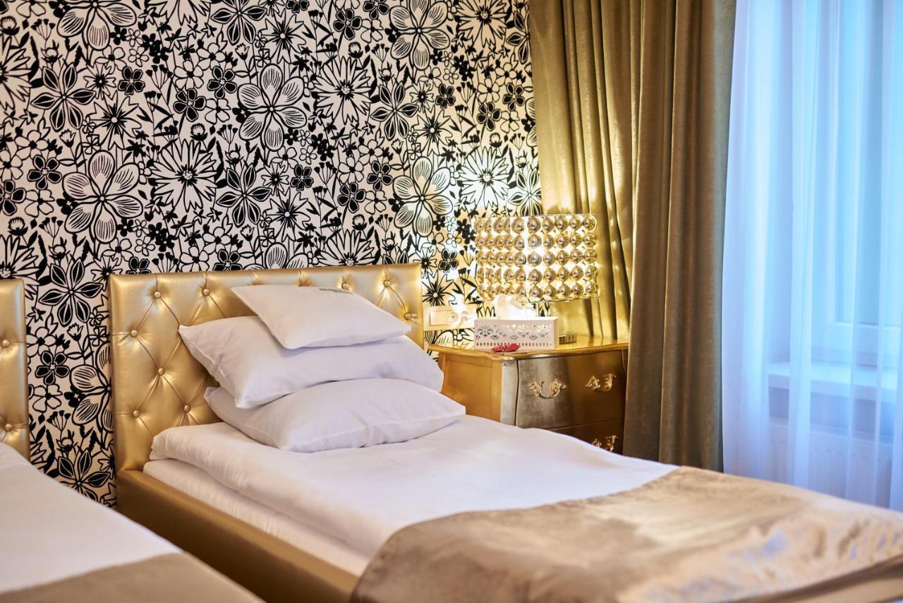 צ'יסינאו Weekend Boutique Hotel מראה חיצוני תמונה